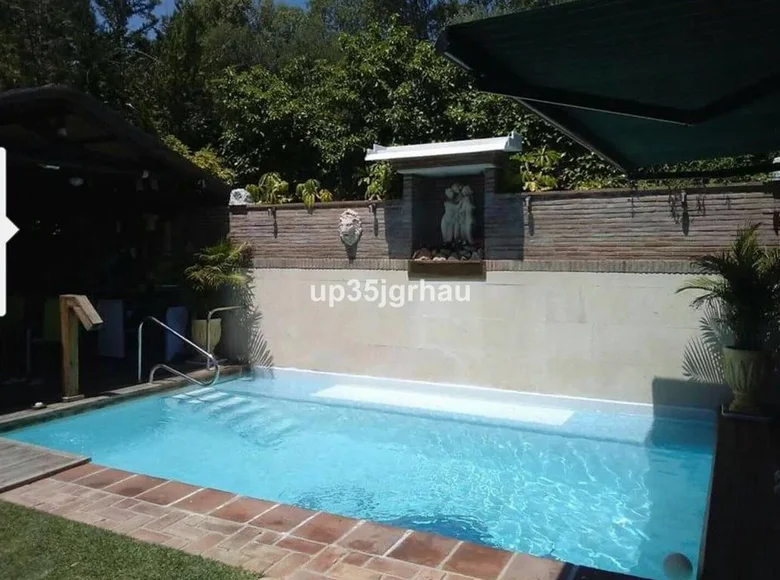 Wohnung 3 Schlafzimmer 135 m² Estepona, Spanien
