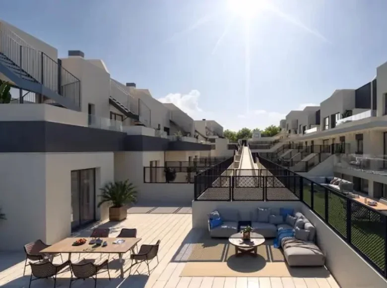 Mieszkanie 3 pokoi 112 m² Fuengirola, Hiszpania