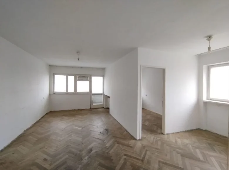 2 room apartment 45 m² Warsaw, Poland