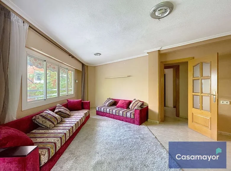 Apartment 95 m² Alicante, Spain