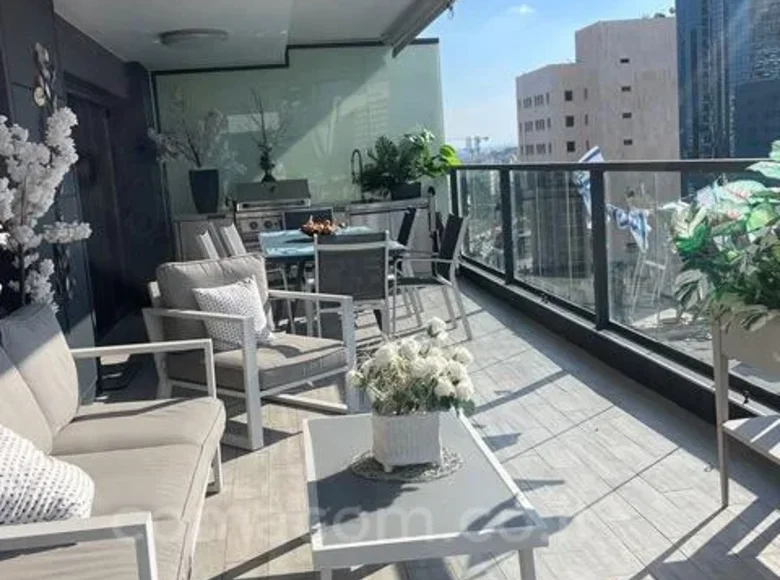 4 room apartment 135 m² Tel-Aviv, Israel