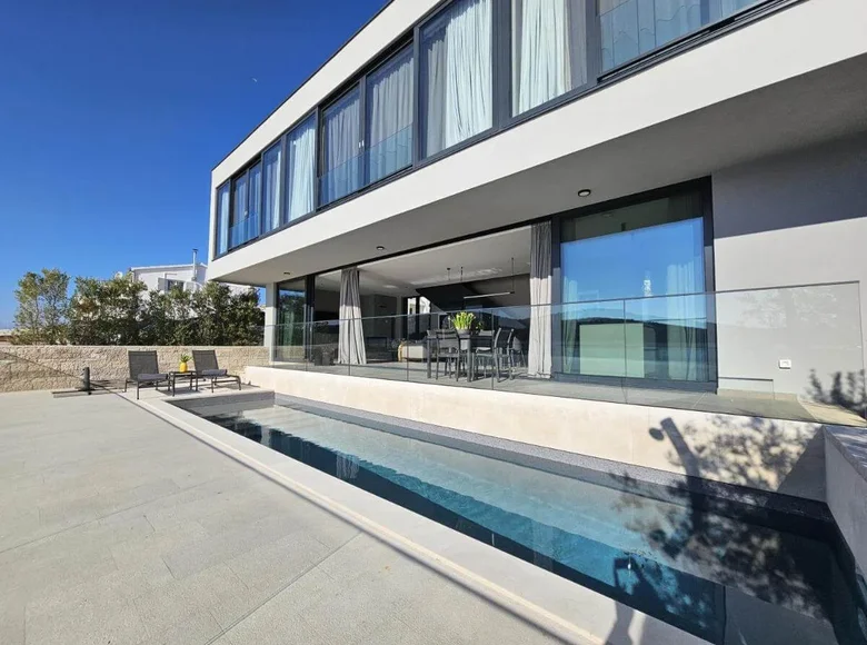 3 bedroom house 146 m² Grad Sibenik, Croatia