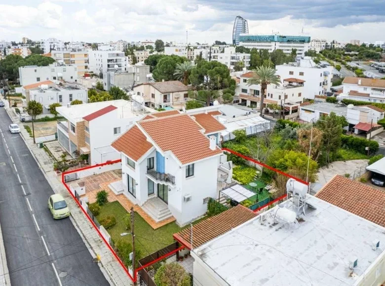 Dom 4 pokoi 340 m² Strovolos, Cypr