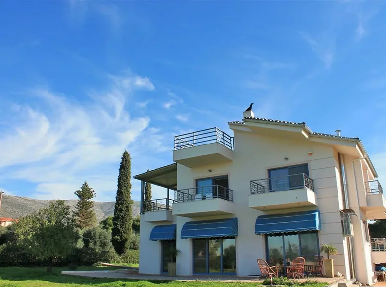 Villa de 4 dormitorios 320 m² Municipality of Saronikos, Grecia