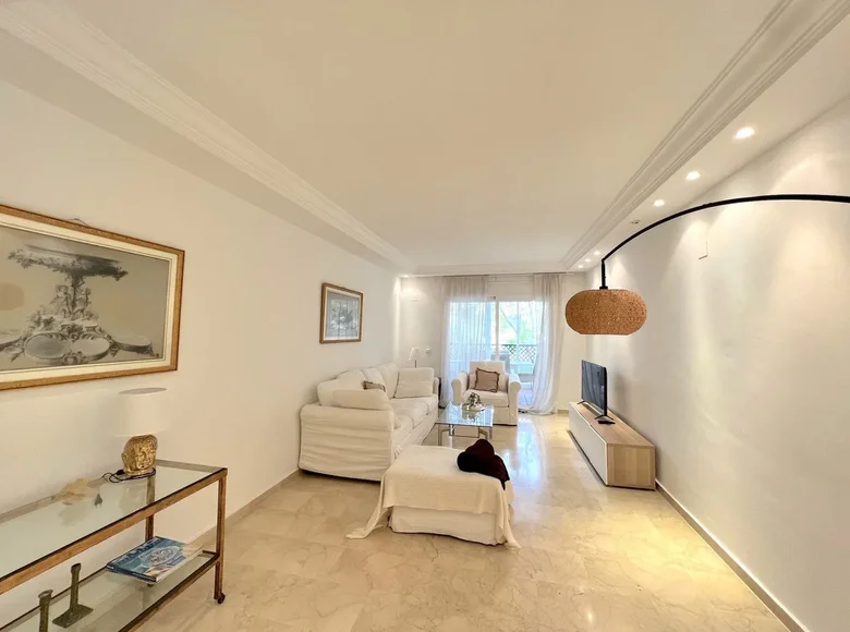 3 bedroom apartment 107 m² Marbella, Spain