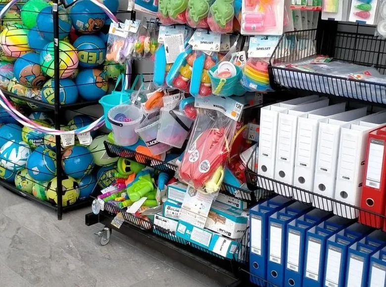 Tienda 1 750 m² en Celje, Eslovenia