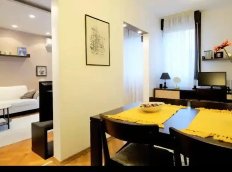 Mieszkanie 4 pokoi 100 m² w Budva, Czarnogóra