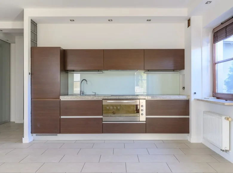 3 room apartment 79 m² Warsaw, Poland