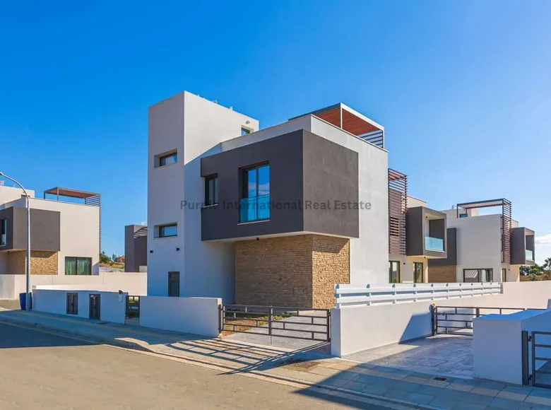Villa de tres dormitorios 145 m² Pyrgos Lemesou, Chipre