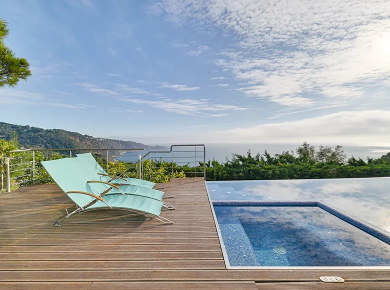 Willa 6 pokojów 1 110 m² Sant Feliu de Guixols, Hiszpania