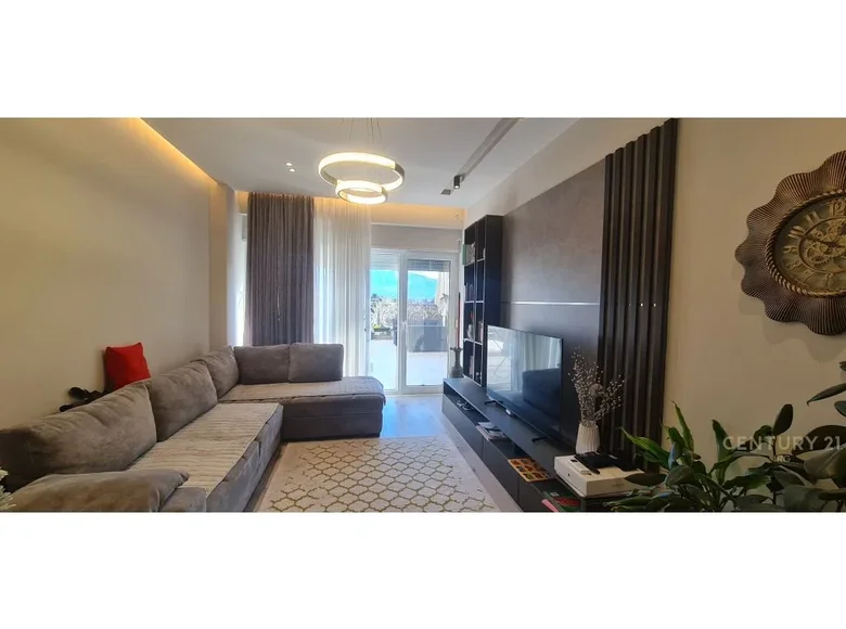 Дуплекс 4 комнаты 164 м² Тирана, Албания