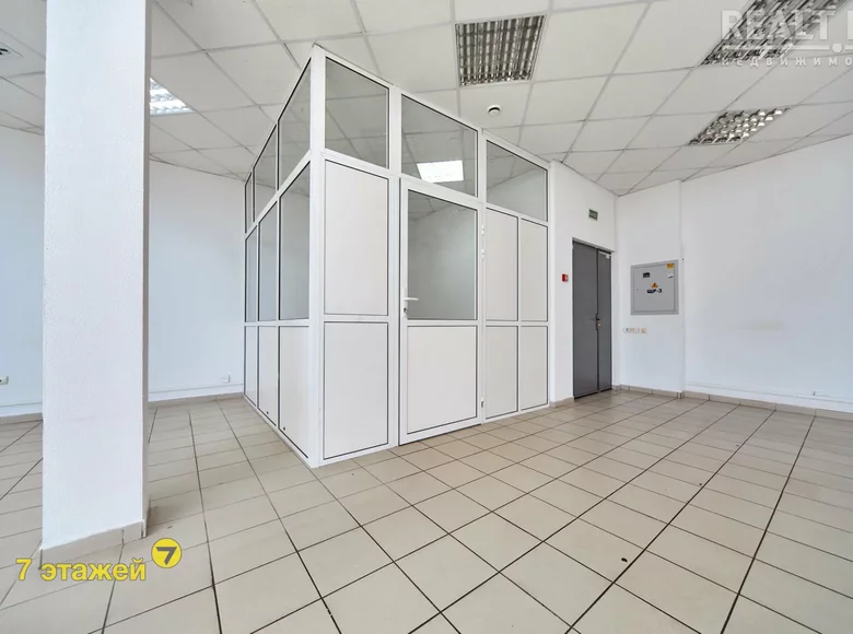 Office 1 room 97 m² in Minsk, Belarus