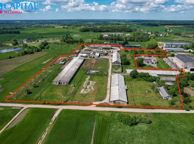 Propriété commerciale 10 000 m² à Varkaliai, Lituanie