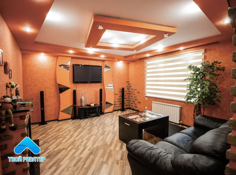 Mieszkanie 3 pokoi 87 m² Homel, Białoruś