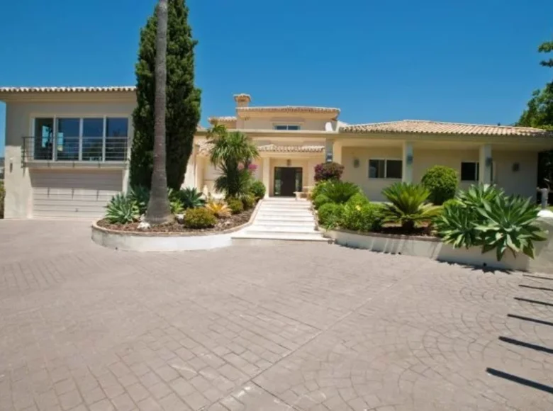 Villa mit 2 Schlafzimmern 560 m² Abadin, Spanien
