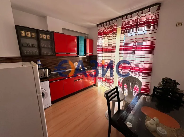 Квартира 3 спальни 74 м² Несебр, Болгария