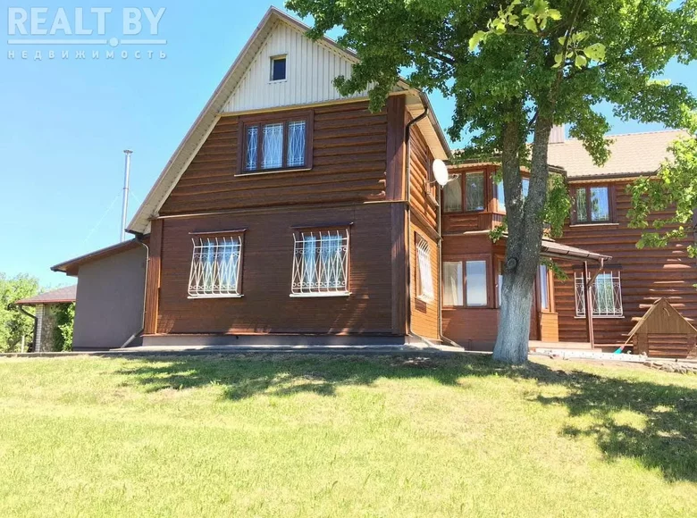 Cottage 260 m² in Myadzel District, Belarus