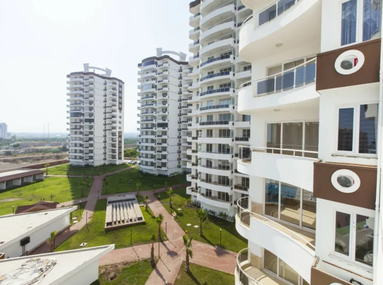 Appartement 2 chambres 111 m² Akdeniz, Turquie