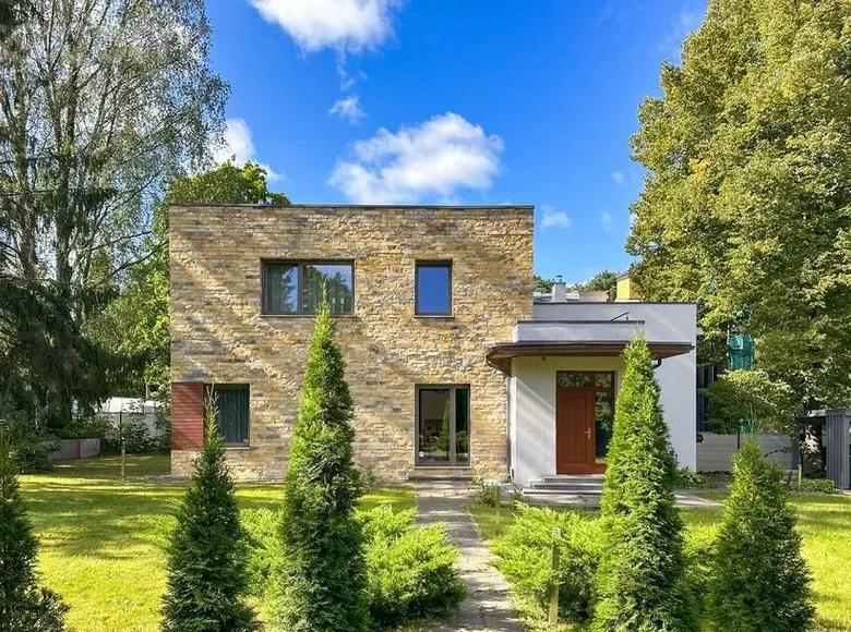 Casa 4 habitaciones 160 m² Riga, Letonia