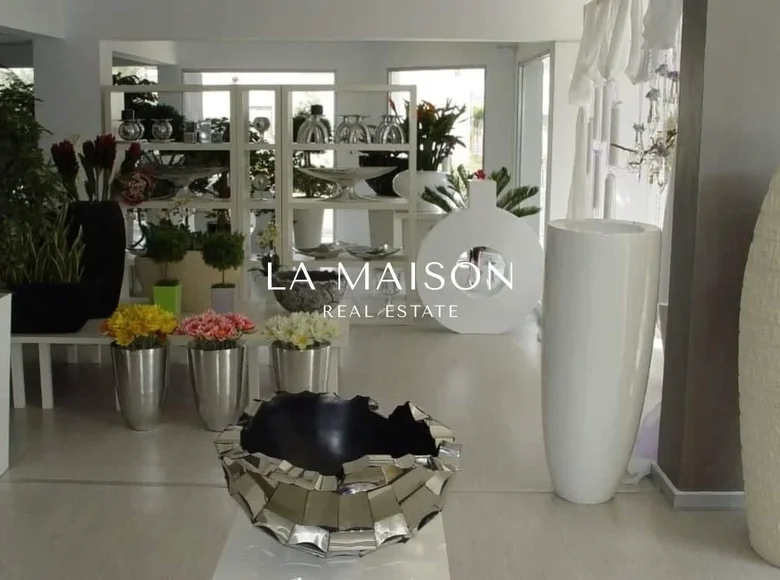 Office 235 m² in Lefkosa Turk Belediyesi, Northern Cyprus