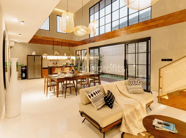 Villa 4 chambres  Seminyak, Indonésie