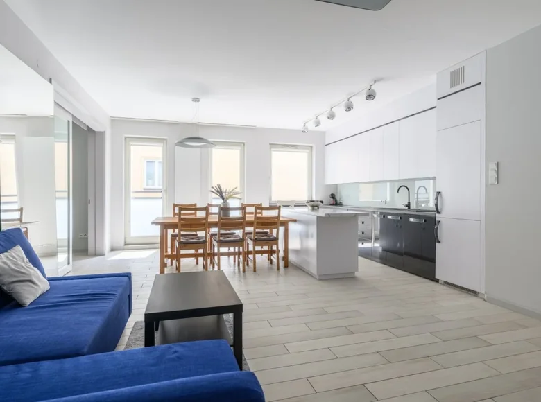 4 room apartment 108 m² in Warsaw, Poland