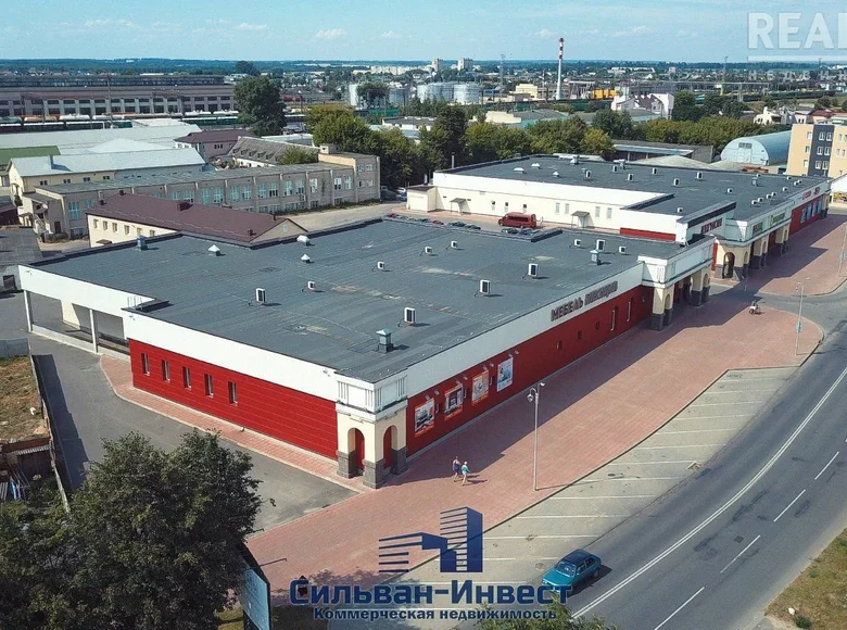 Shop 4 173 m² in Baranavichy, Belarus