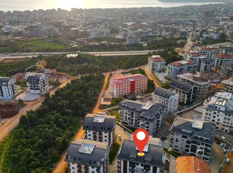 2 bedroom apartment 120 m² Oba, Turkey