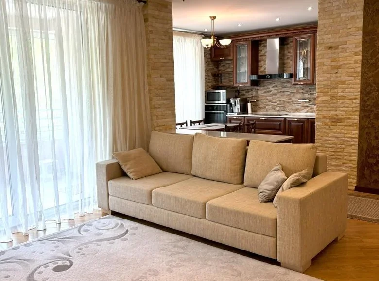 2 room apartment 74 m² Minsk, Belarus