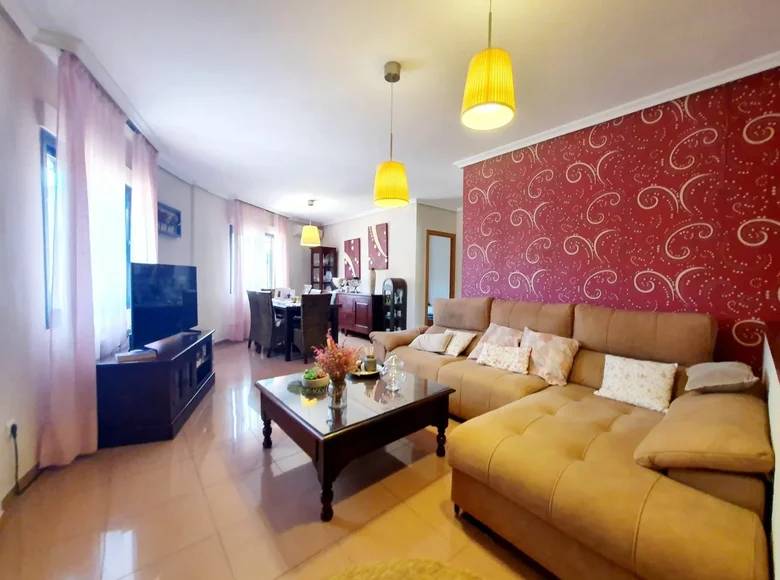 Szeregowiec 3 pokoi 125 m² La Nucia, Hiszpania