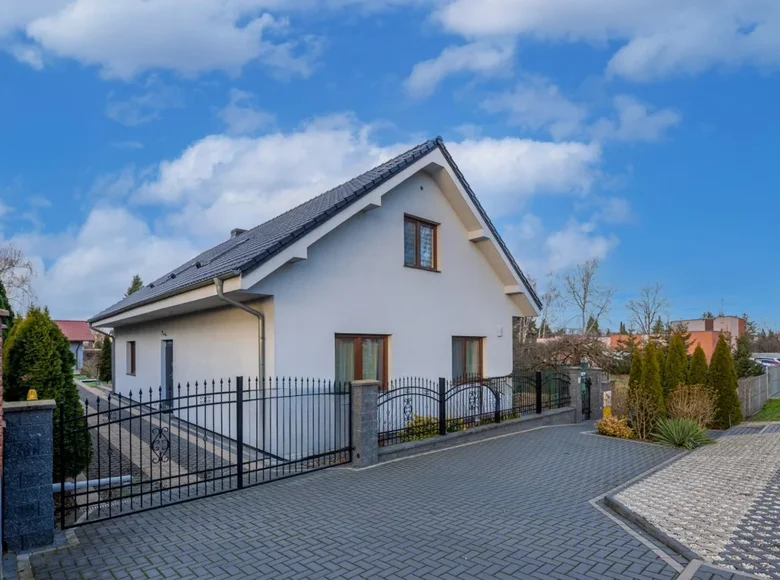 Maison 220 m² Przezmierowo, Pologne