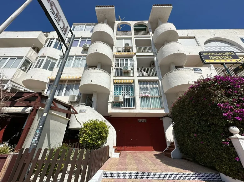 Studio apartment 1 bedroom 42 m² Torrevieja, Spain