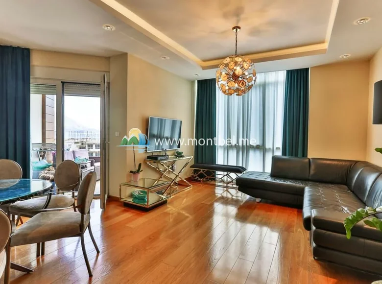Mieszkanie 2 pokoi 72 m² Budva, Czarnogóra