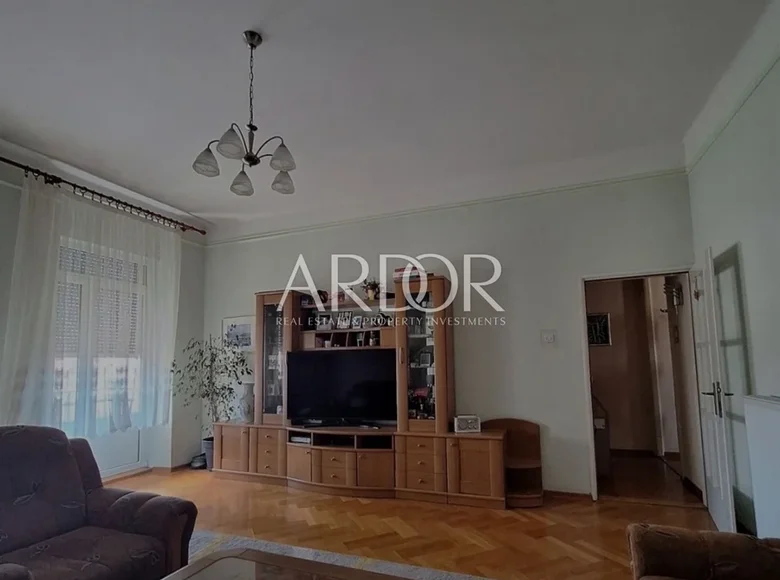 5 bedroom apartment 140 m² Grad Rijeka, Croatia