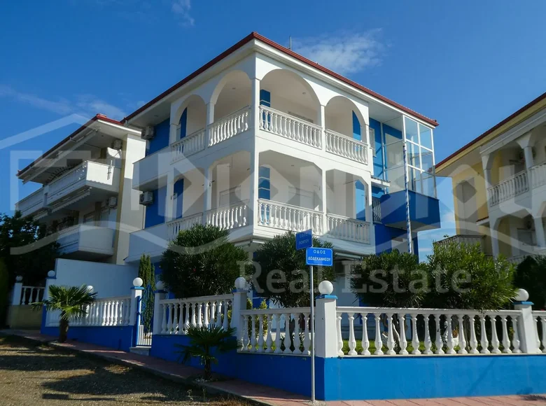 6 bedroom house 170 m² Paralia Dionisiou, Greece