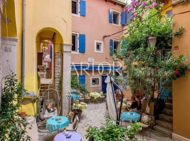 6 bedroom house 195 m² Grad Rovinj, Croatia