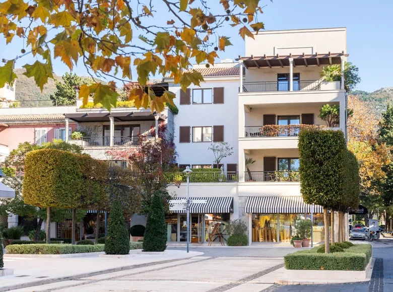 Apartamento 2 habitaciones 93 m² Tivat, Montenegro