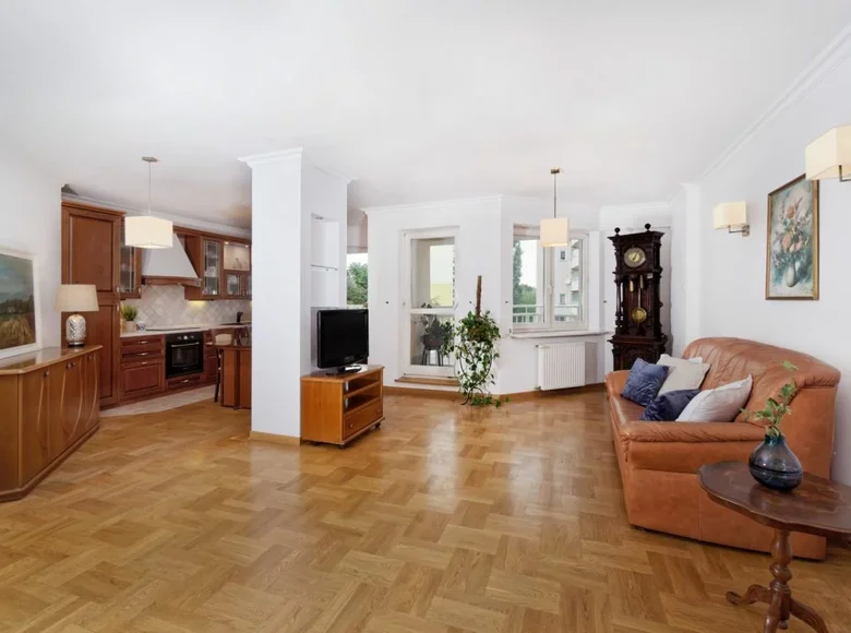 2 Room Apartment For Sale In Warsaw, Poland For € 168,833 - Listing #563978