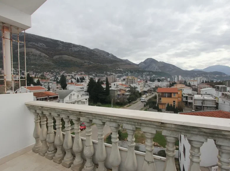 Wohnung 2 Schlafzimmer 52 m² Sutomore, Montenegro