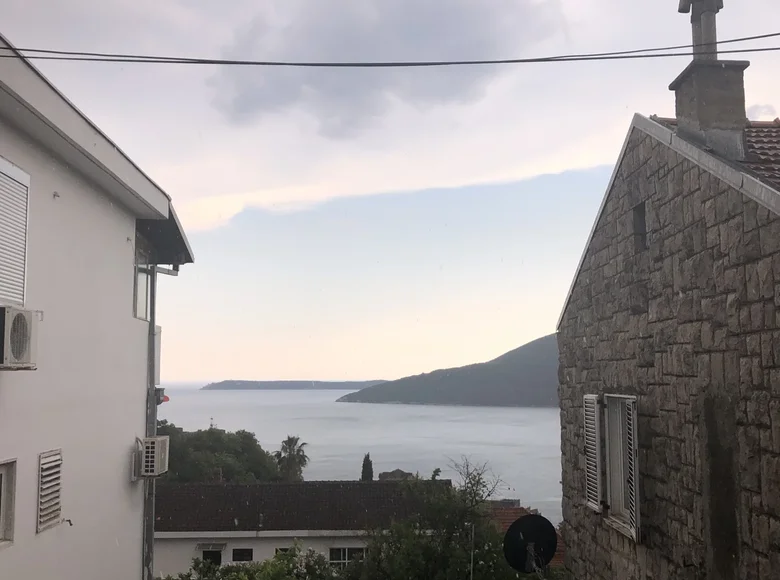 Casa 4 habitaciones 87 m² Herceg Novi, Montenegro