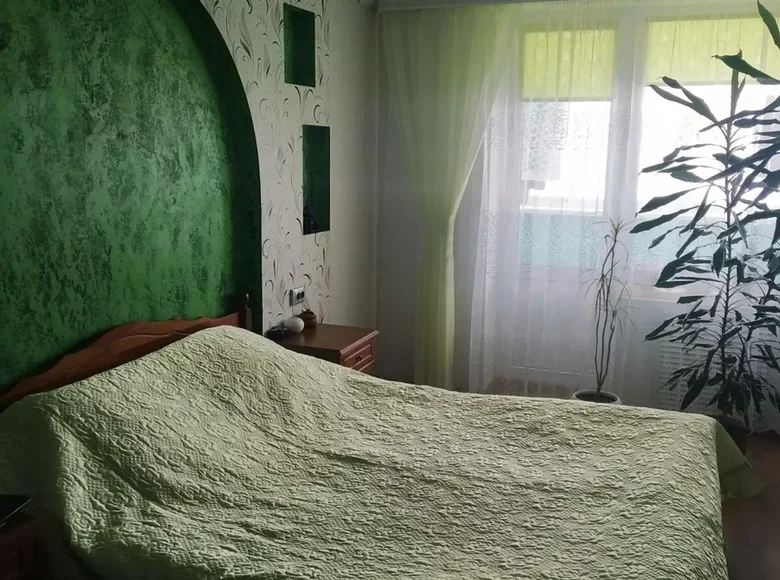 Apartamento 4 habitaciones 76 m² Hieraniony, Belarús