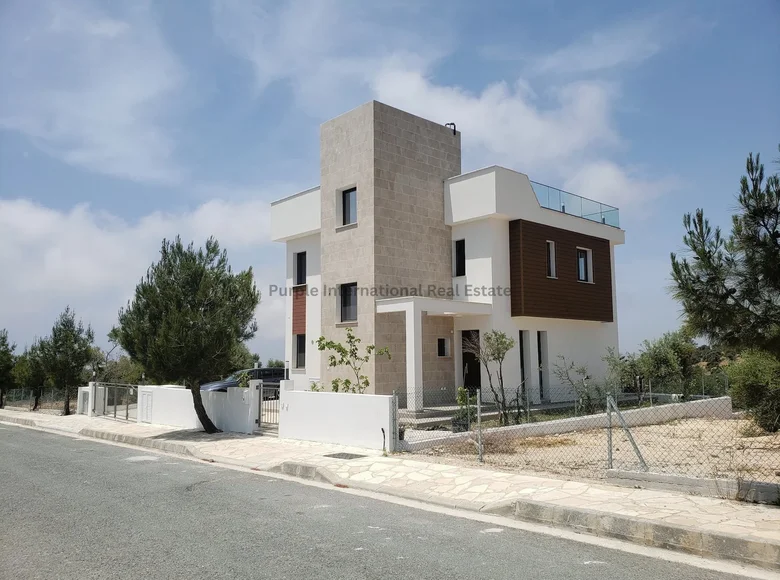4-Schlafzimmer-Villa 225 m² Kouklia, Zypern