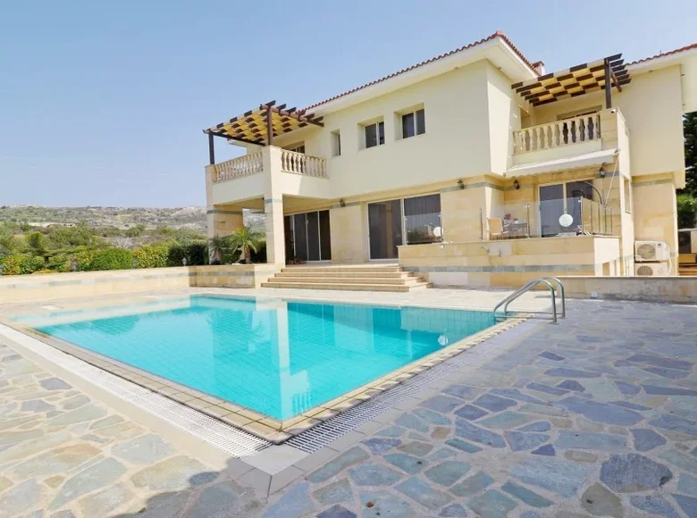 5 bedroom house 500 m² Konia, Cyprus