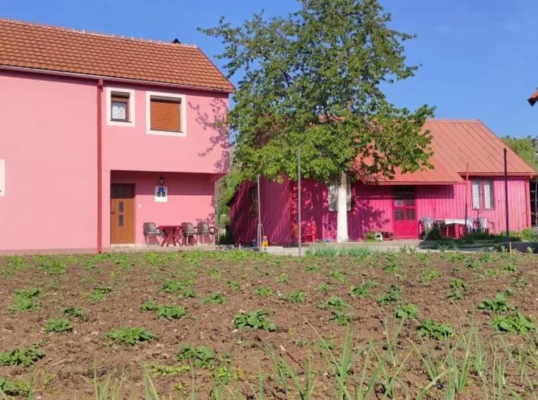 5 bedroom house  Cetinje, Montenegro