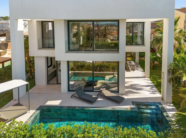 Замок 3 спальни 499 м² Santa Ponsa, Испания