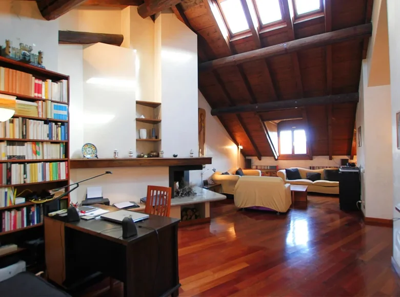 Квартира 2 спальни 180 м² Милан, Италия