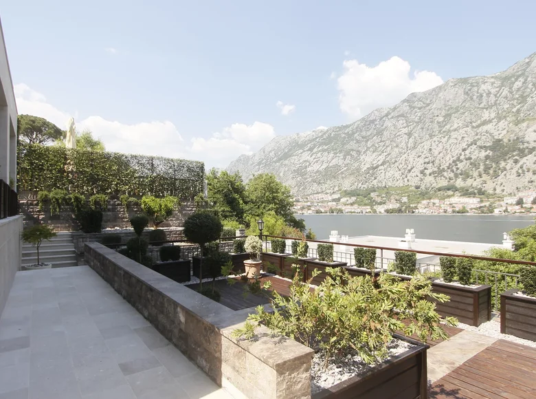 Casa 6 habitaciones 454 m² Muo, Montenegro