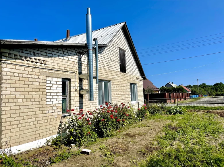 House 92 m² Iwye, Belarus