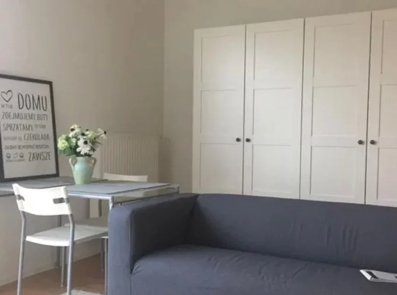 1 room apartment 32 m² in Warsaw, Poland