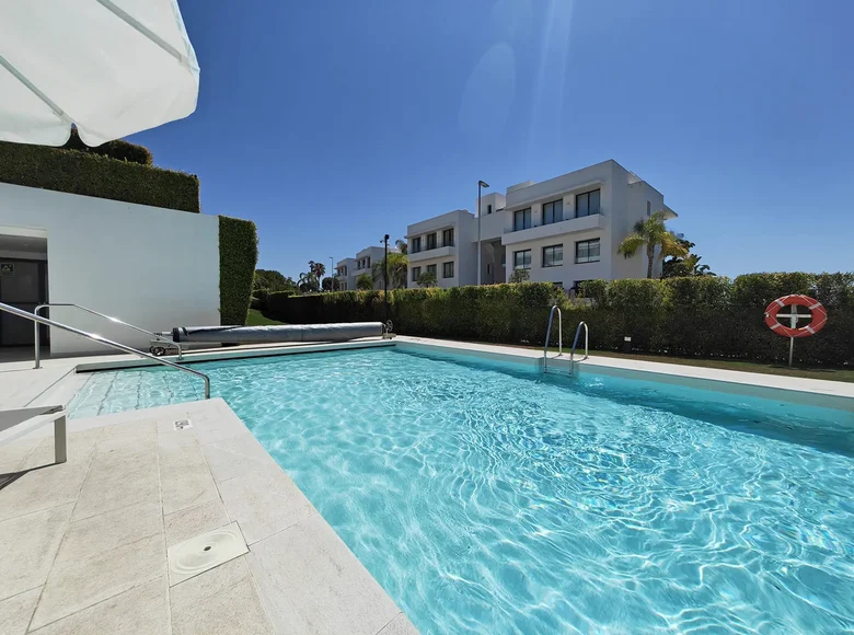 3 bedroom apartment 122 m² Estepona, Spain